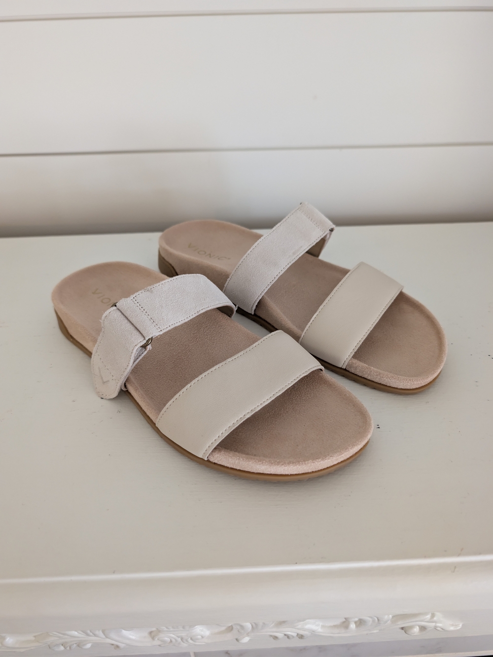 Vionic Elaine Women's Double-Strap Cream Slide Sandals Sz 9